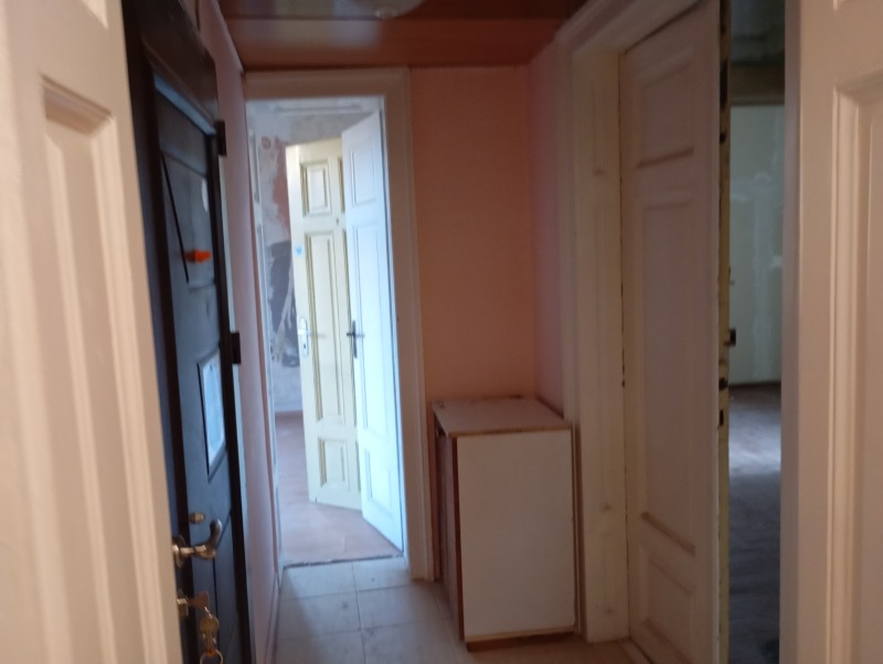 Продава ОФИС, гр. София, Център, снимка 8 - Офиси - 52535839