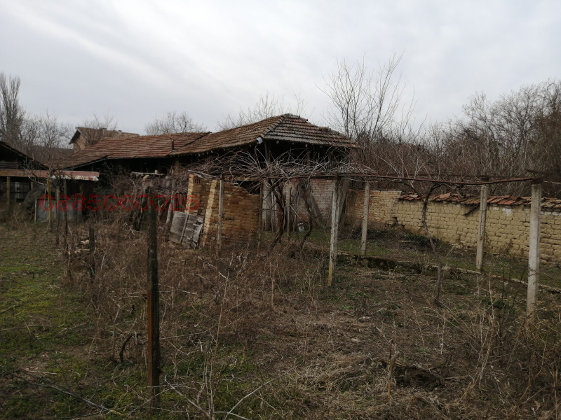 Продава КЪЩА, с. Стамболово, област Велико Търново, снимка 8 - Къщи - 52782583