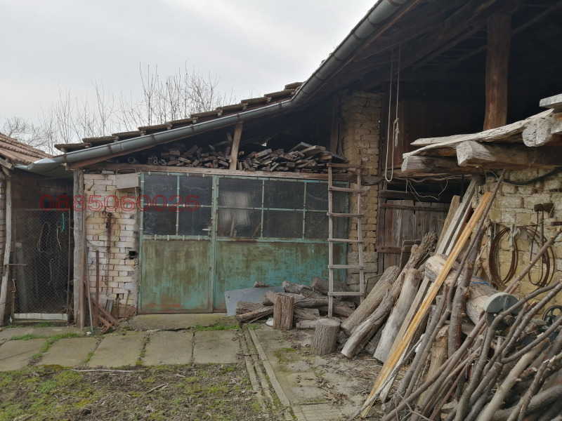 Продава КЪЩА, с. Стамболово, област Велико Търново, снимка 12 - Къщи - 52782583