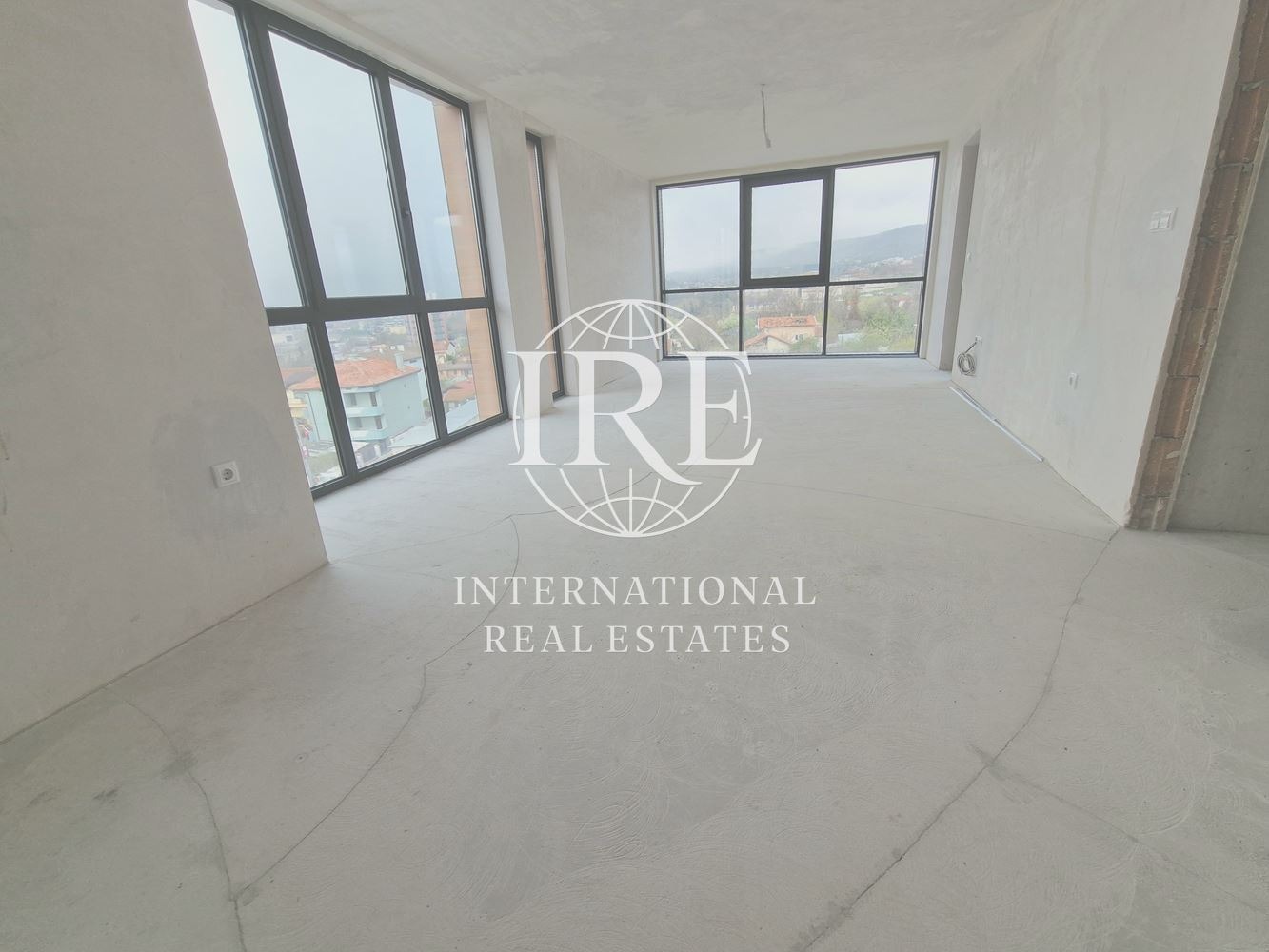 Продава 2-СТАЕН, гр. Варна, Бриз, снимка 2 - Апартаменти - 53200271