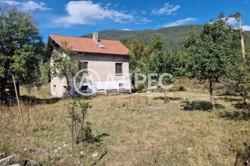 Продава КЪЩА в област София, с. Говедарци - 120 кв.м / 95 500 € » 186 781.77 лв., АДРЕС НЕДВИЖИМИ ИМОТИ