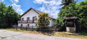 Casa Triavna, regiunea Gabrovo