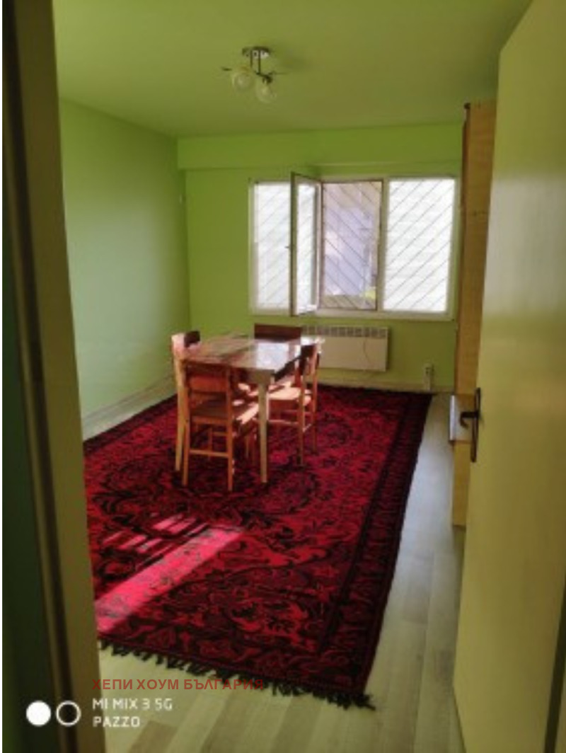 Продава  2-стаен град Русе , Централен кооп. пазар , 70 кв.м | 97384106 - изображение [2]