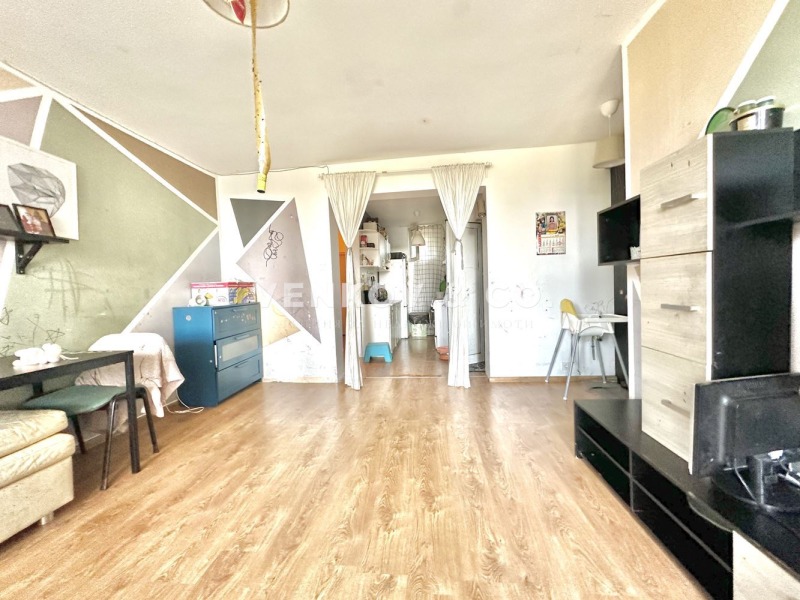 Продава 2-СТАЕН, гр. София, Банишора, снимка 3 - Апартаменти - 53074544