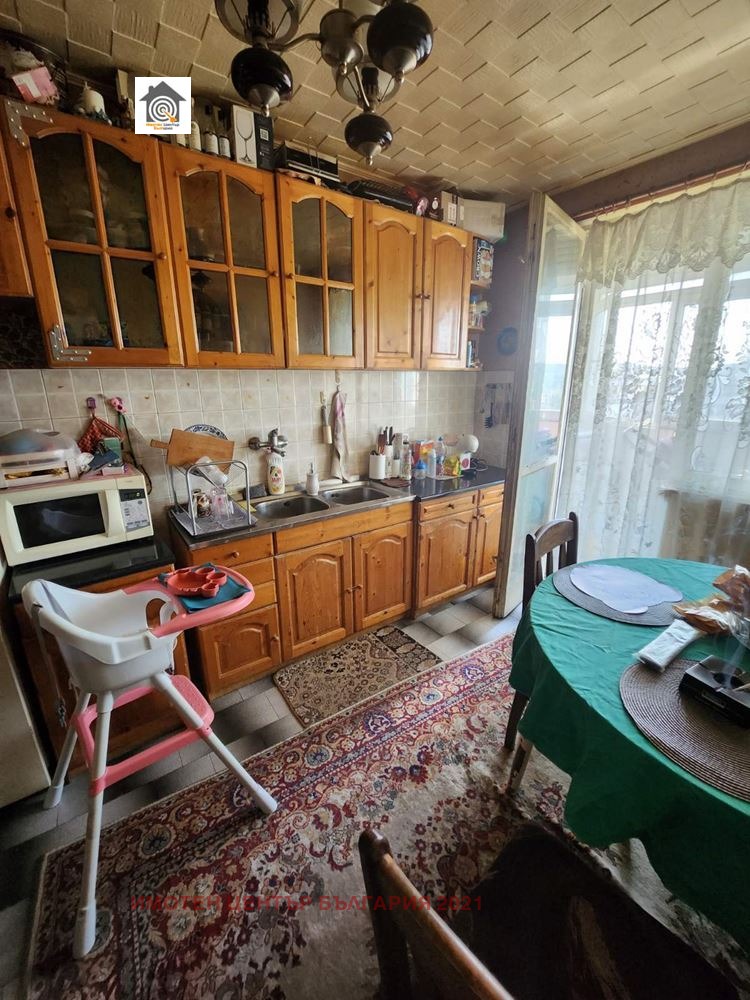 Zu verkaufen  2 Schlafzimmer Plewen , Schirok zentar , 92 qm | 19439702 - Bild [2]