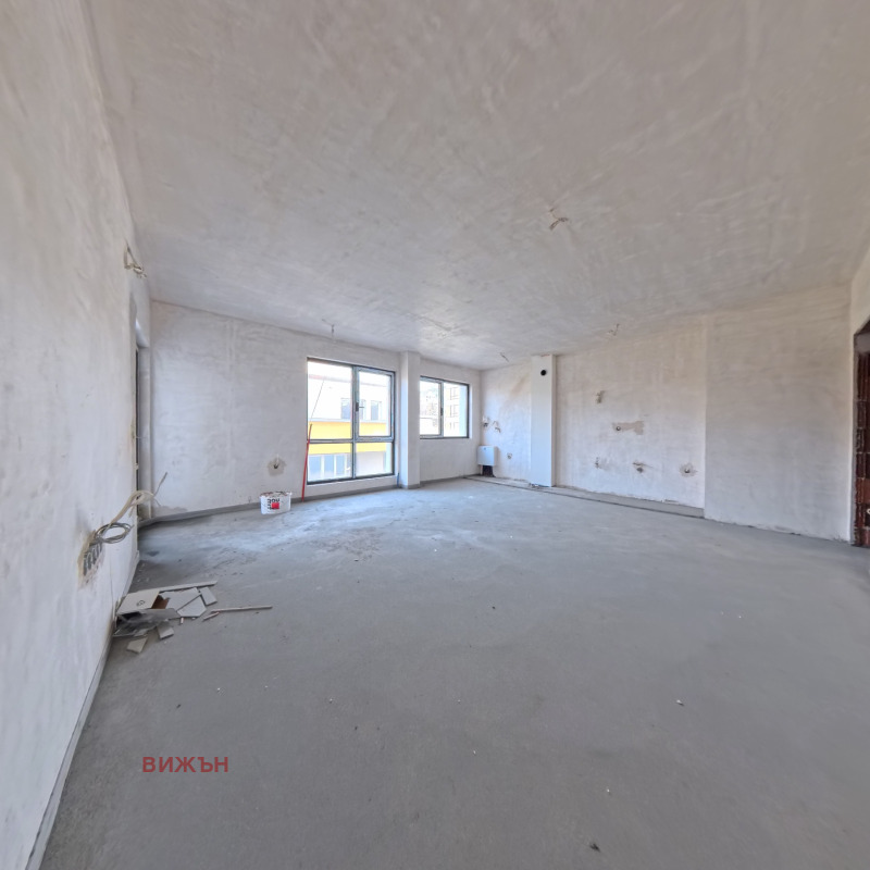 Продава 3-СТАЕН, гр. Перник, Изток, снимка 2 - Апартаменти - 52722900