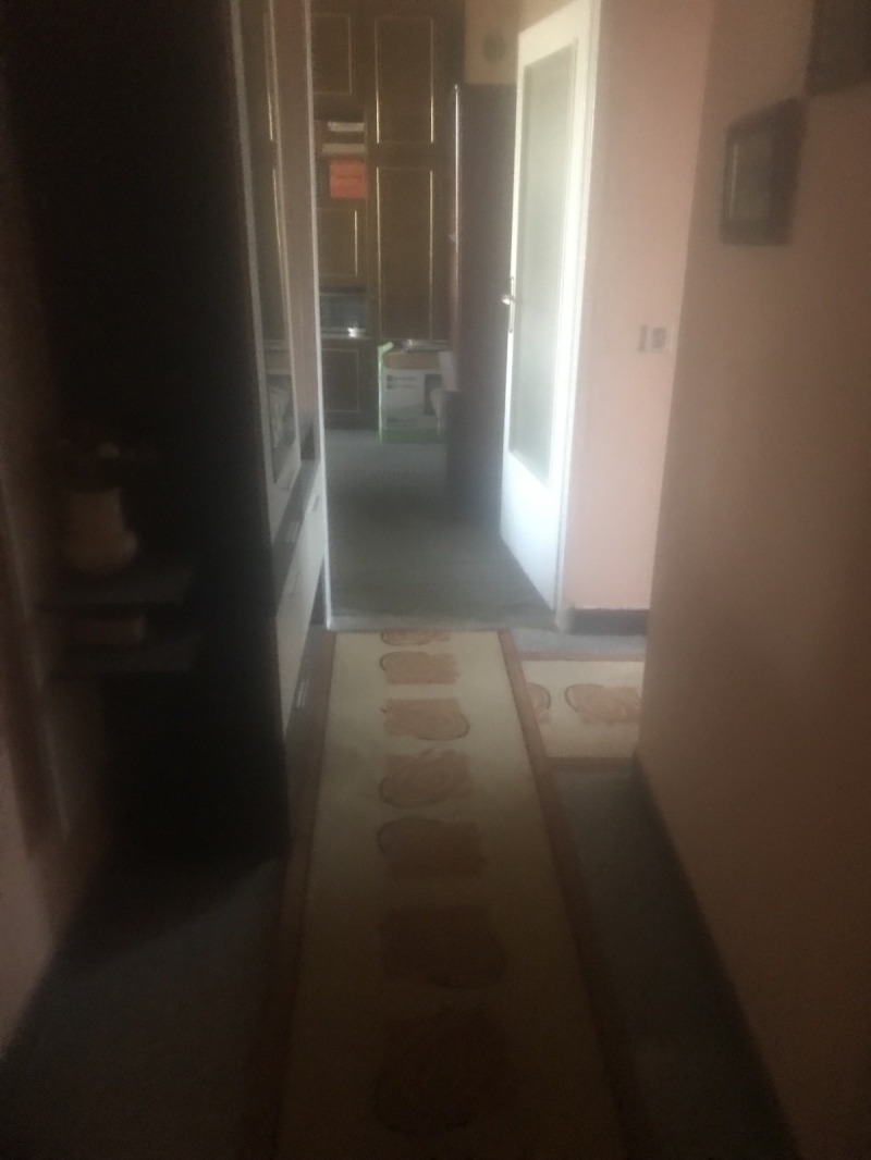 Продава 3-СТАЕН, гр. Казанлък, област Стара Загора, снимка 2 - Апартаменти - 53207047