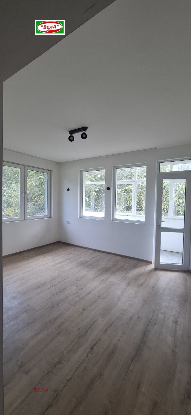 Продава  3-стаен град Велико Търново , Асенов , 90 кв.м | 97337912