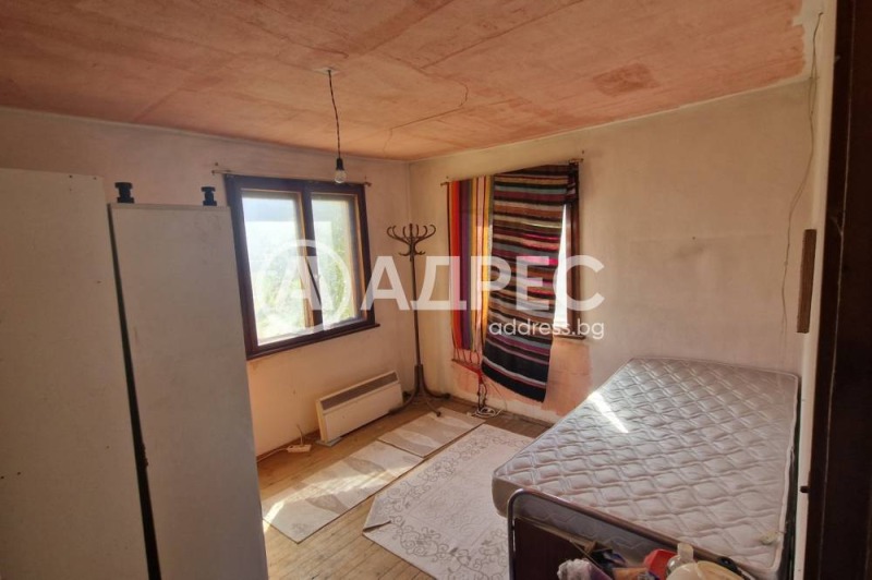 Продава КЪЩА, с. Говедарци, област София област, снимка 2 - Къщи - 52065236