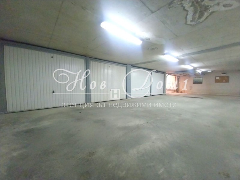 Продава ГАРАЖ, ПАРКОМЯСТО, гр. София, Център, снимка 6 - Гаражи и паркоместа - 52989646