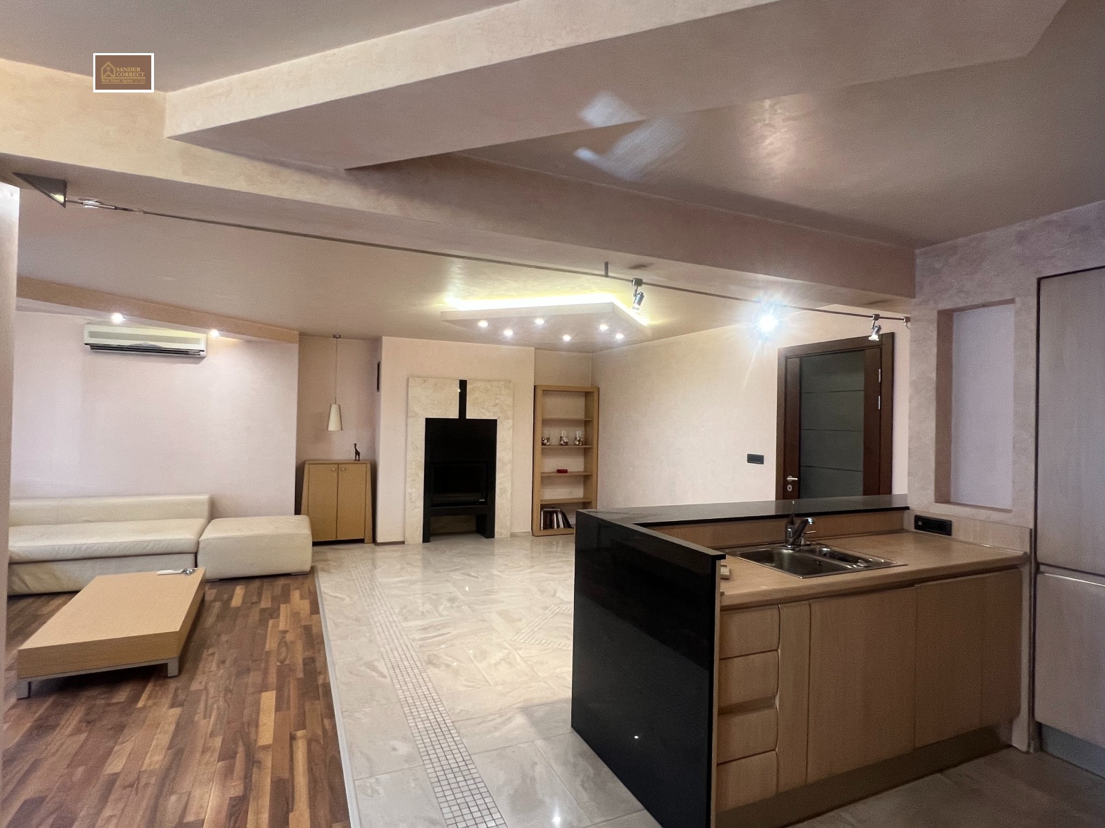 Продава 3-СТАЕН, гр. София, Лозенец, снимка 2 - Апартаменти - 54297798