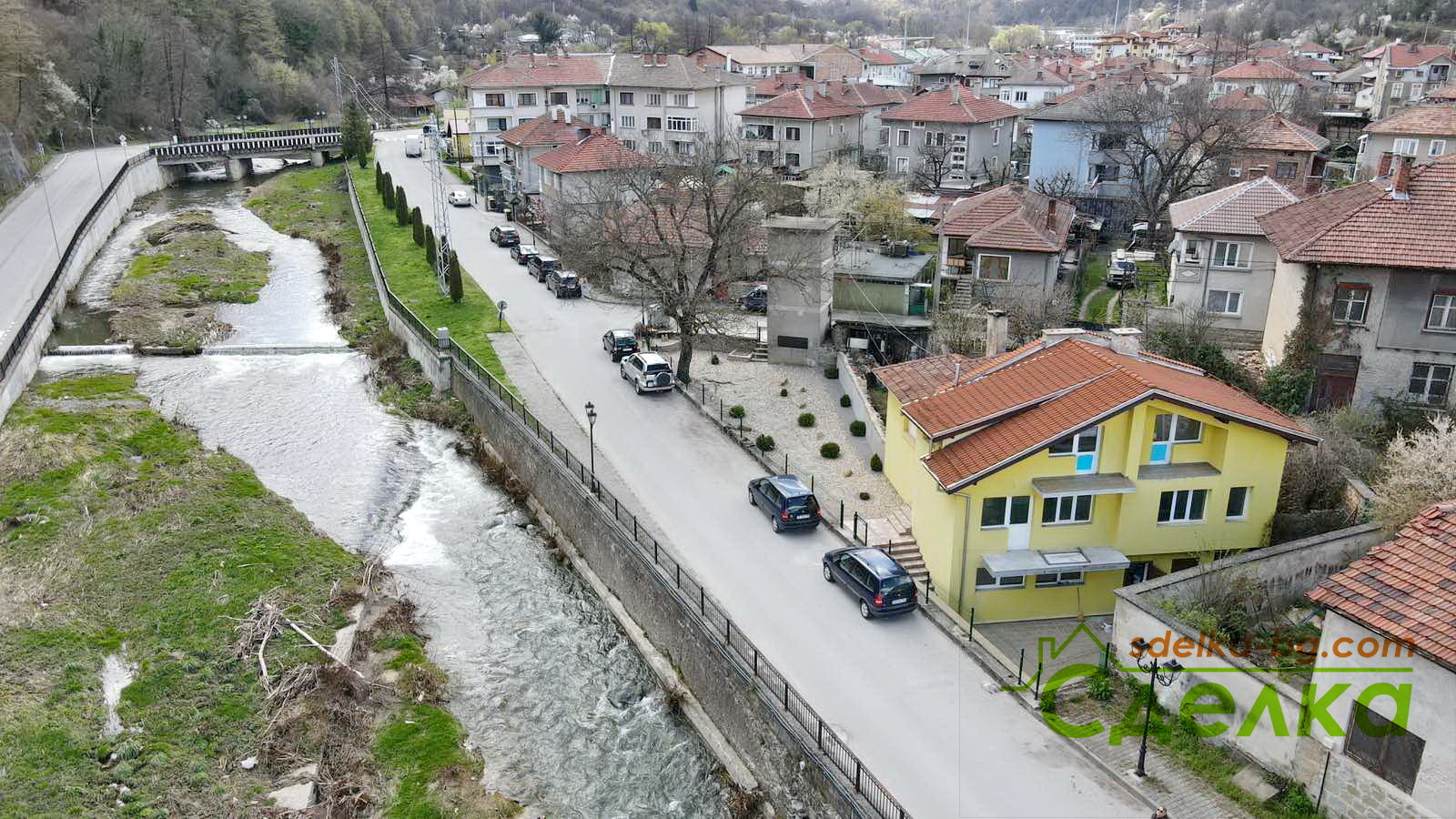 Продава КЪЩА, гр. Трявна, област Габрово