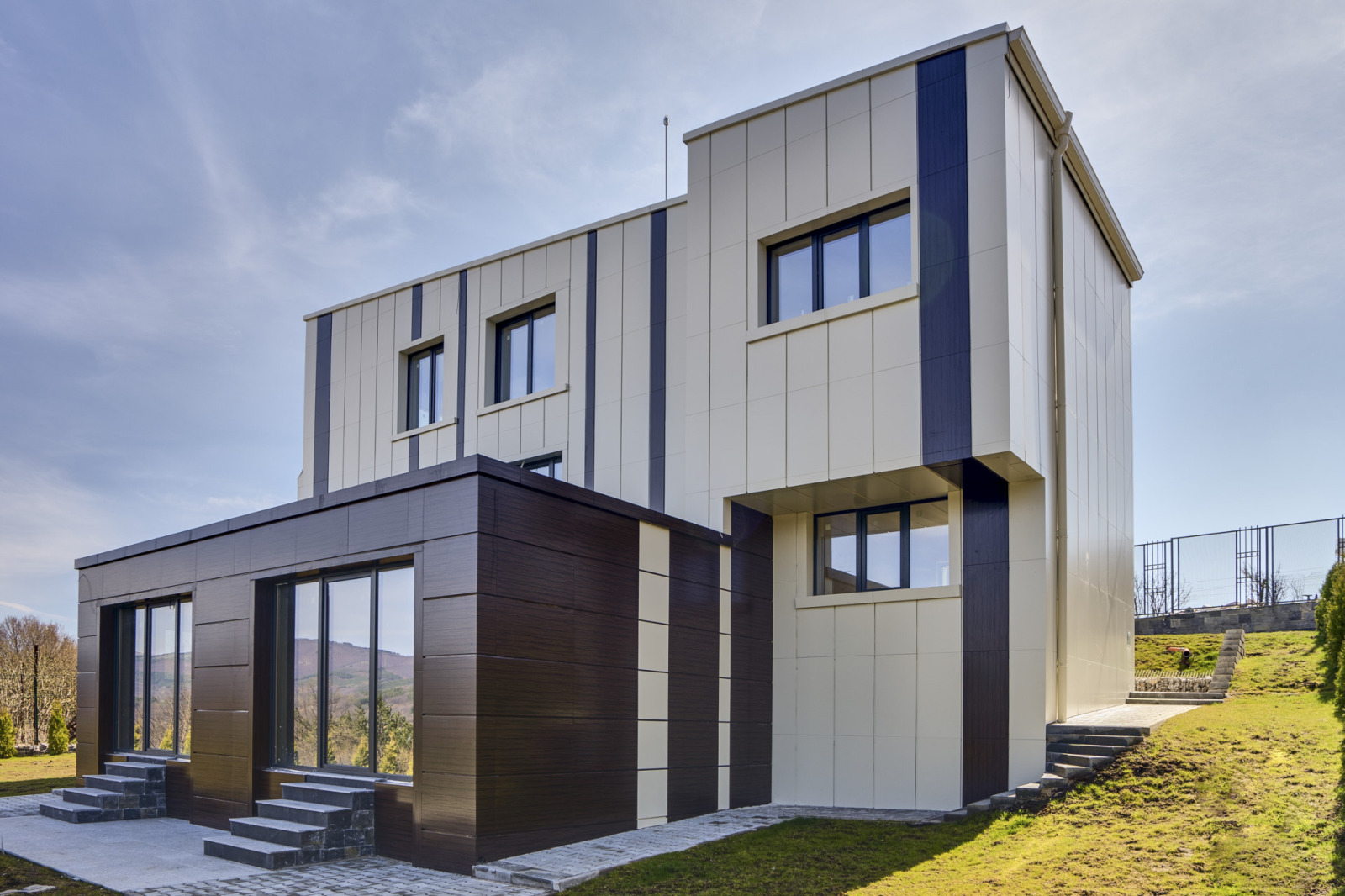 Продава КЪЩА, гр. Годеч, област София област, снимка 11 - Къщи - 44203193