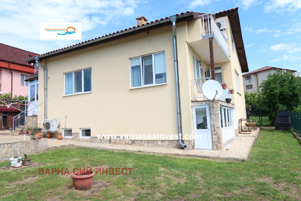 Продава КЪЩА, с. Рогачево, област Добрич