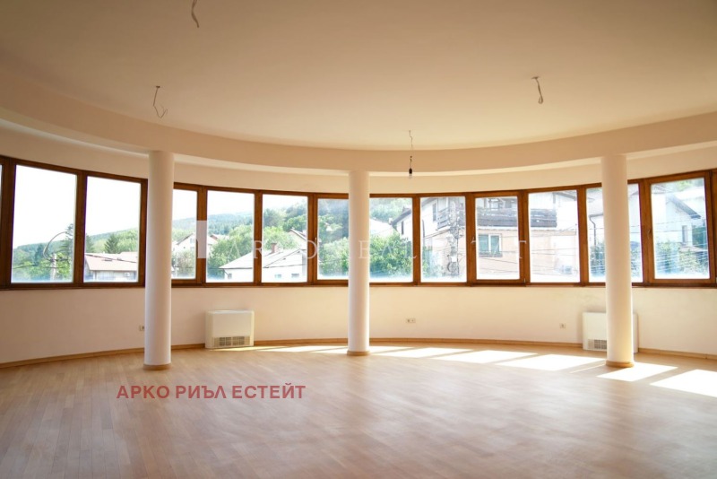 Продава КЪЩА в град София, Симеоново - 580 кв.м / 1 377 100 € » 2 693 373.49 лв., АРКО РИЪЛ ЕСТЕЙТ
