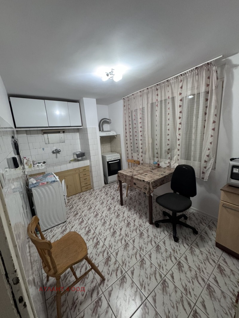 À venda  1 quarto região Stara Zagora , Kazanlak , 74 m² | 95710657