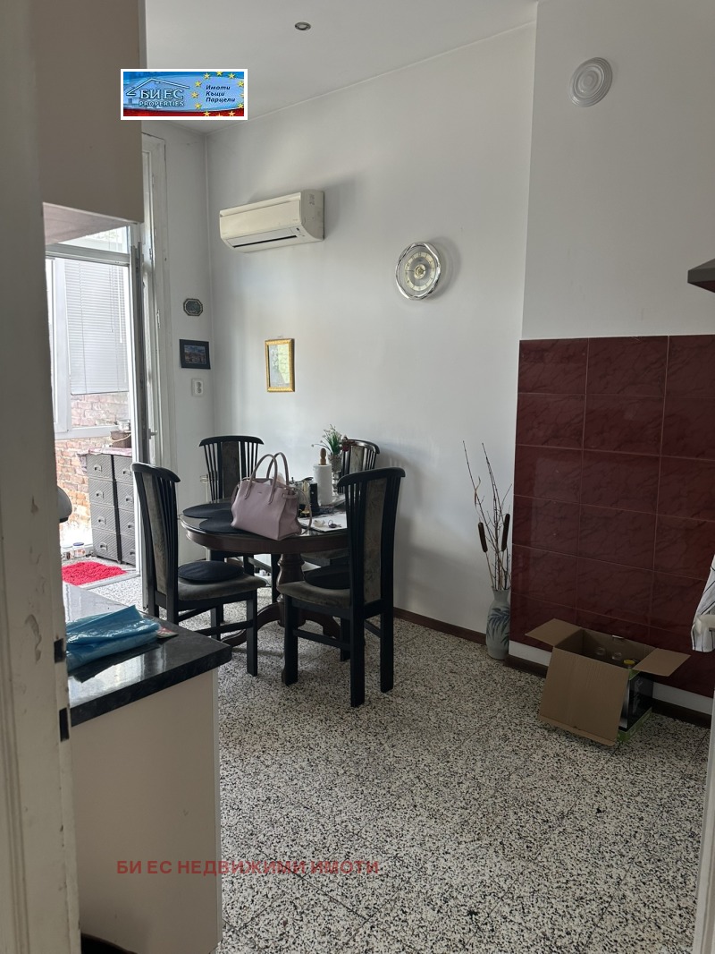 Na sprzedaż  2 sypialnie Sofia , Centar , 103 mkw | 97992122
