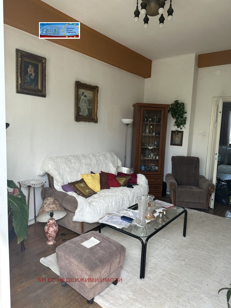 Na sprzedaż  2 sypialnie Sofia , Centar , 103 mkw | 97992122 - obraz [2]