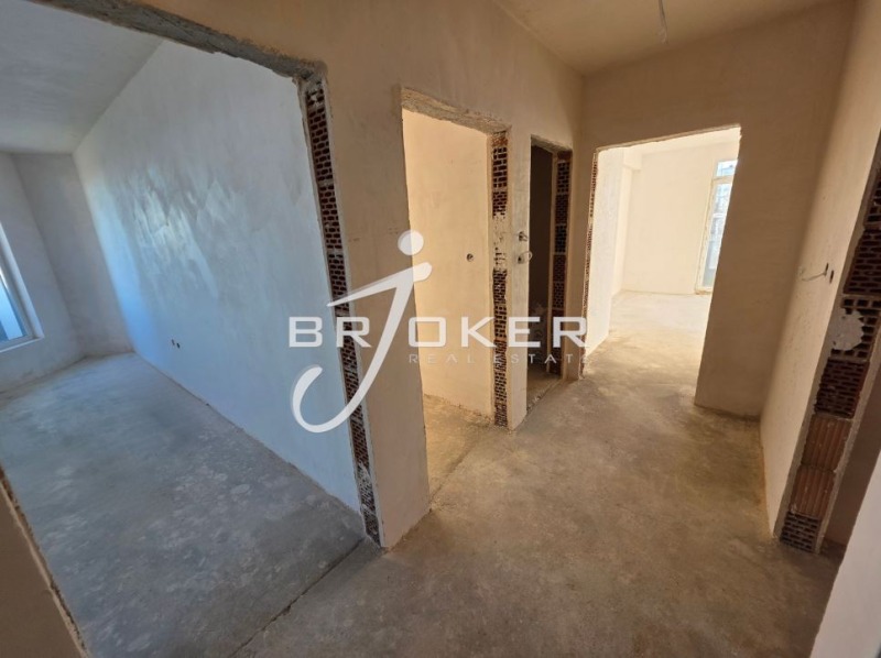 Продава 4-СТАЕН, с. Резбарци, област Кърджали, снимка 6 - Апартаменти - 52934405