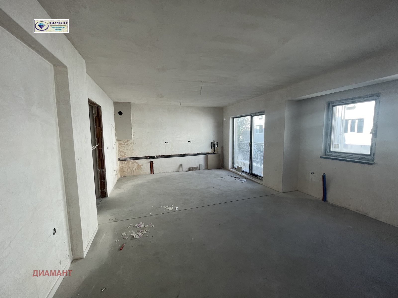 Продава 3-СТАЕН, гр. Русе, Център, снимка 2 - Апартаменти - 56130037