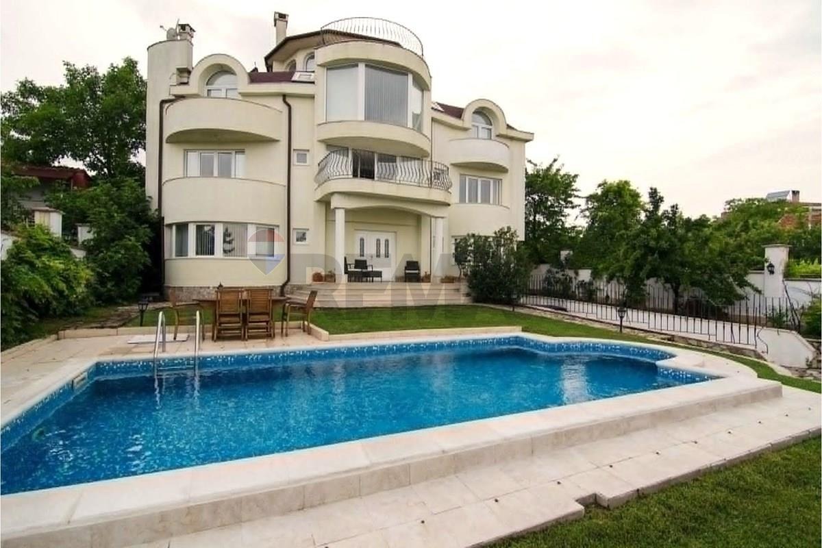 Продава КЪЩА, гр. Варна, м-т Евксиноград