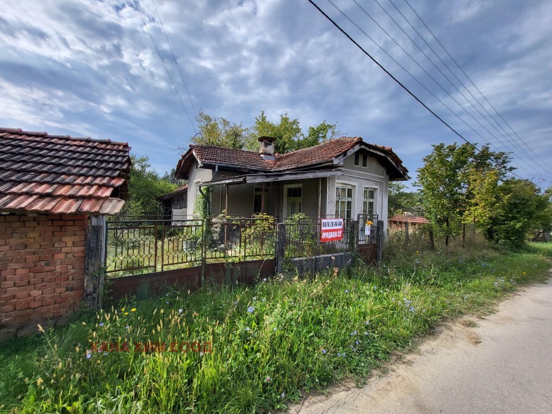 Продава КЪЩА, с. Драшкова поляна, област Ловеч, снимка 12 - Къщи - 43744779