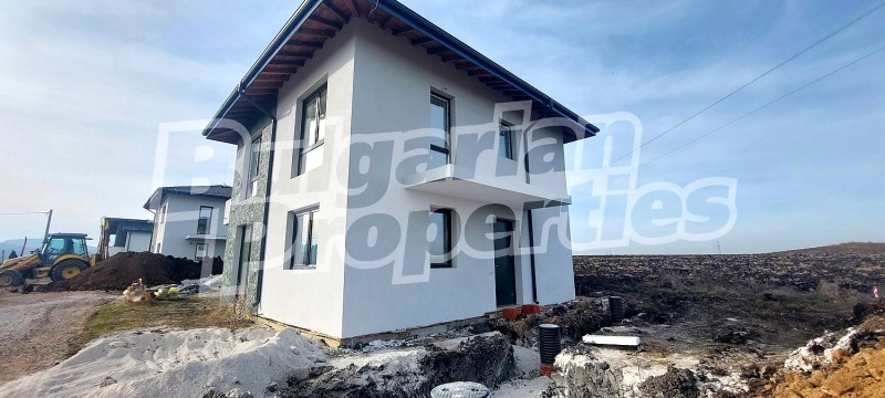 Продава КЪЩА, с. Хераково, област София област, снимка 15 - Къщи - 52846390