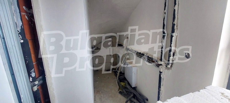 Продава КЪЩА, с. Хераково, област София област, снимка 14 - Къщи - 52846390