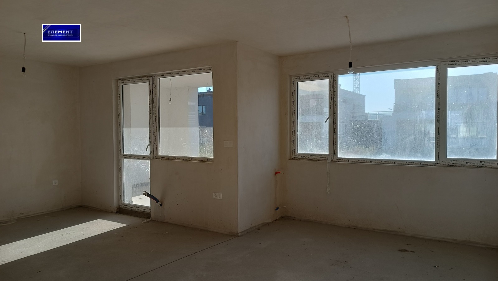 Продава КЪЩА, гр. Пловдив, Остромила, снимка 2 - Къщи - 51826497
