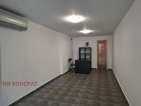 Comercio Meditsinska akademiya, Sofia 3