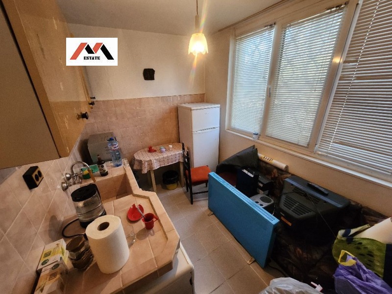 Продава 3-СТАЕН, гр. Стара Загора, Три чучура - юг, снимка 4 - Aпартаменти - 49092927