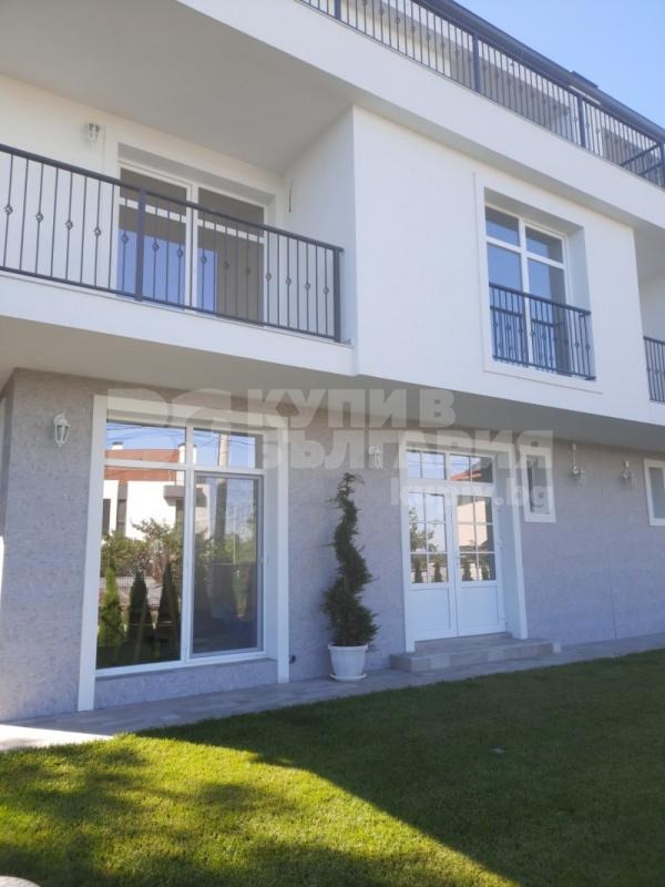 Продава  Къща, град Варна, м-т Ален мак •  540 000 EUR • ID 45717460 — holmes.bg - [1] 