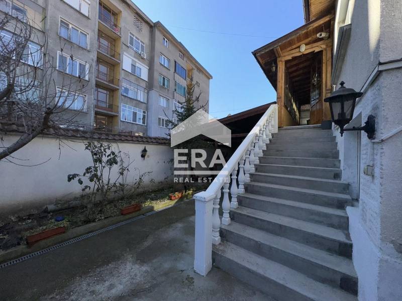 Продава  Къща град Хасково , Овчарски , 144 кв.м | 45084003 - изображение [4]