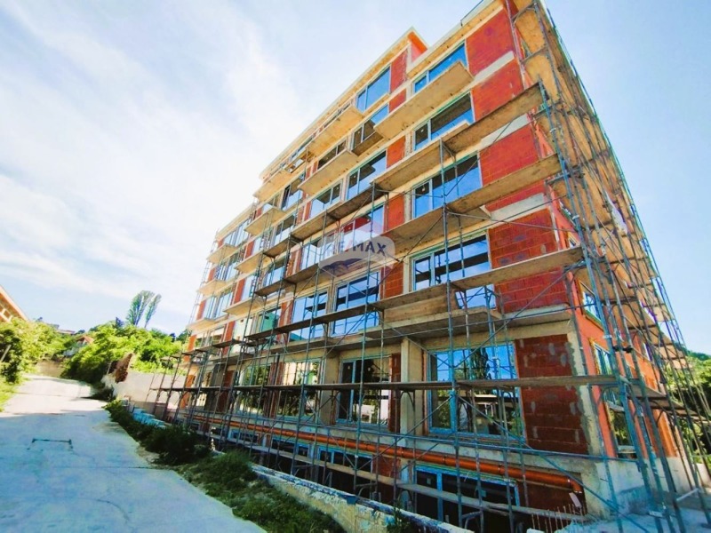 Продава 2-СТАЕН в град Варна, м-т Ален мак - 67 кв.м / 107 000 € » 209 273.81 лв., РЕМАКС ХОУМ