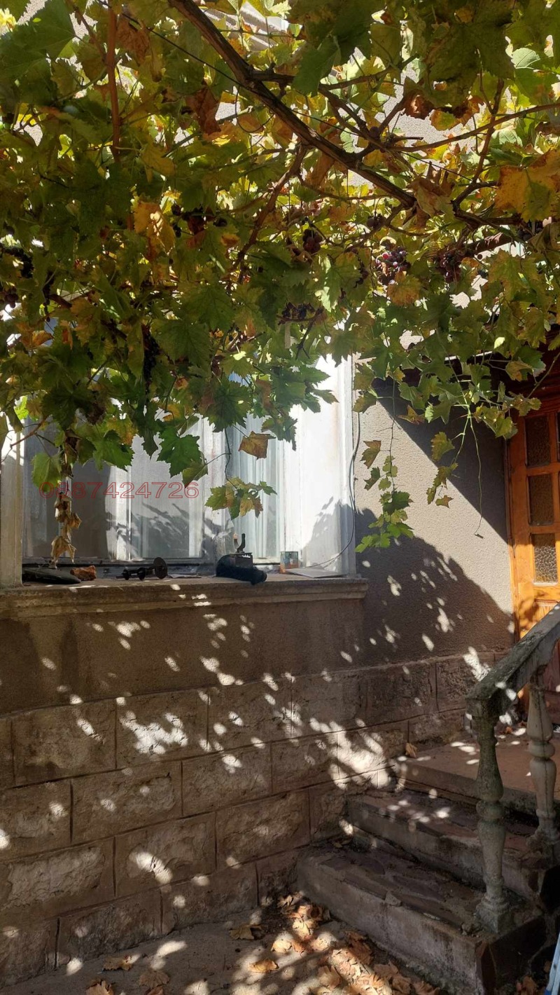 Продава КЪЩА, гр. Лом, област Монтана, снимка 3 - Къщи - 52786091