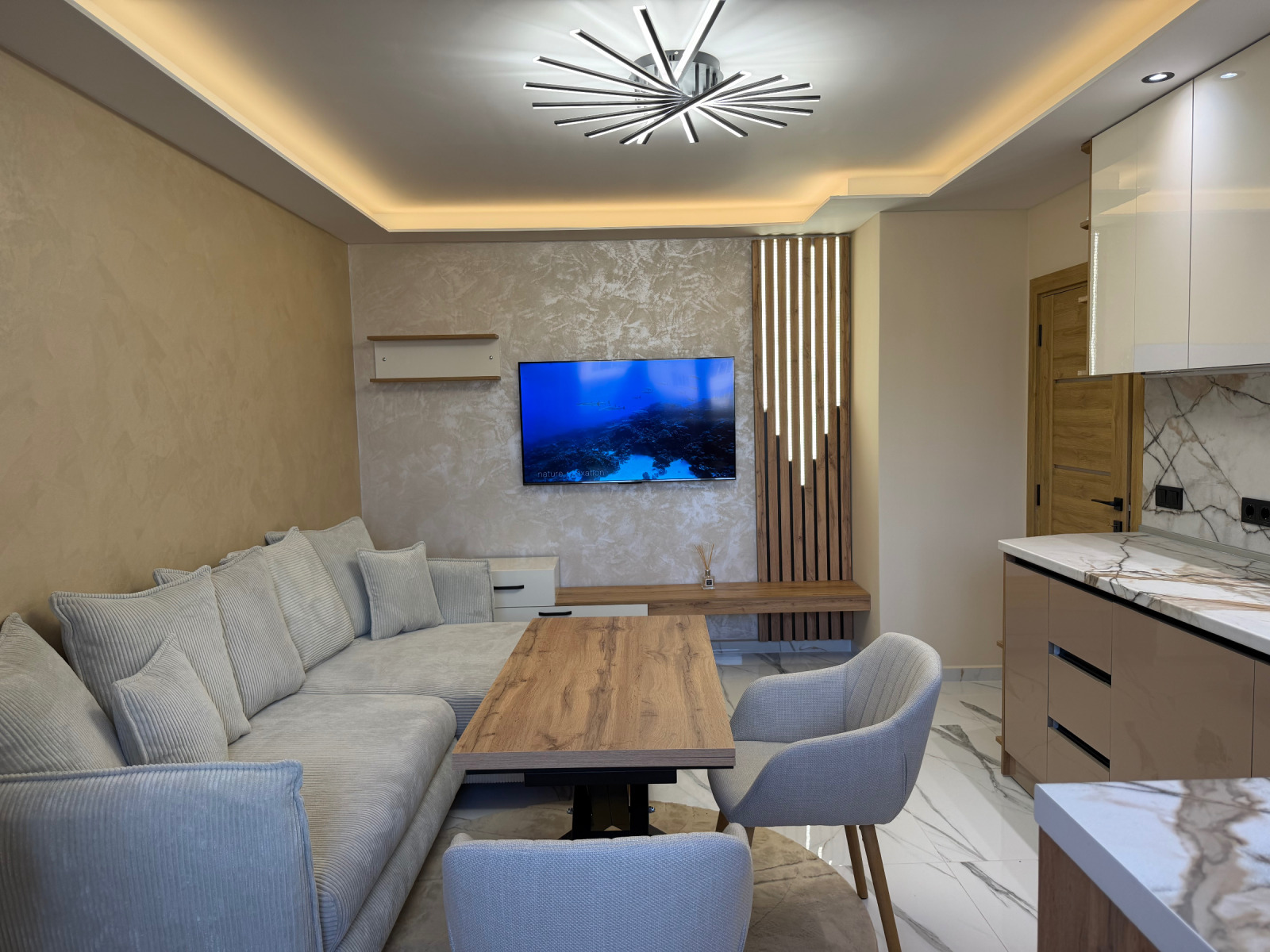 Продава 2-СТАЕН, гр. София, Лагера, снимка 3 - Апартаменти - 53867508