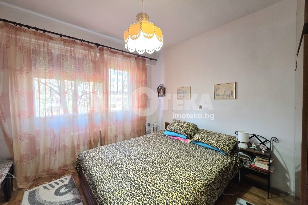 Продава 2-СТАЕН, гр. София, Гоце Делчев, снимка 2 - Апартаменти - 54915316