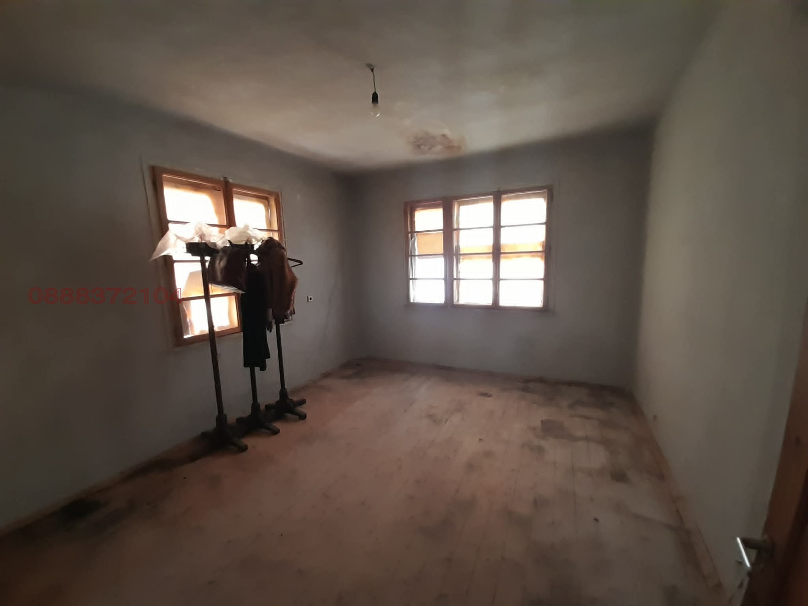 Продава КЪЩА, с. Орешак, област Ловеч, снимка 9 - Къщи - 54504264