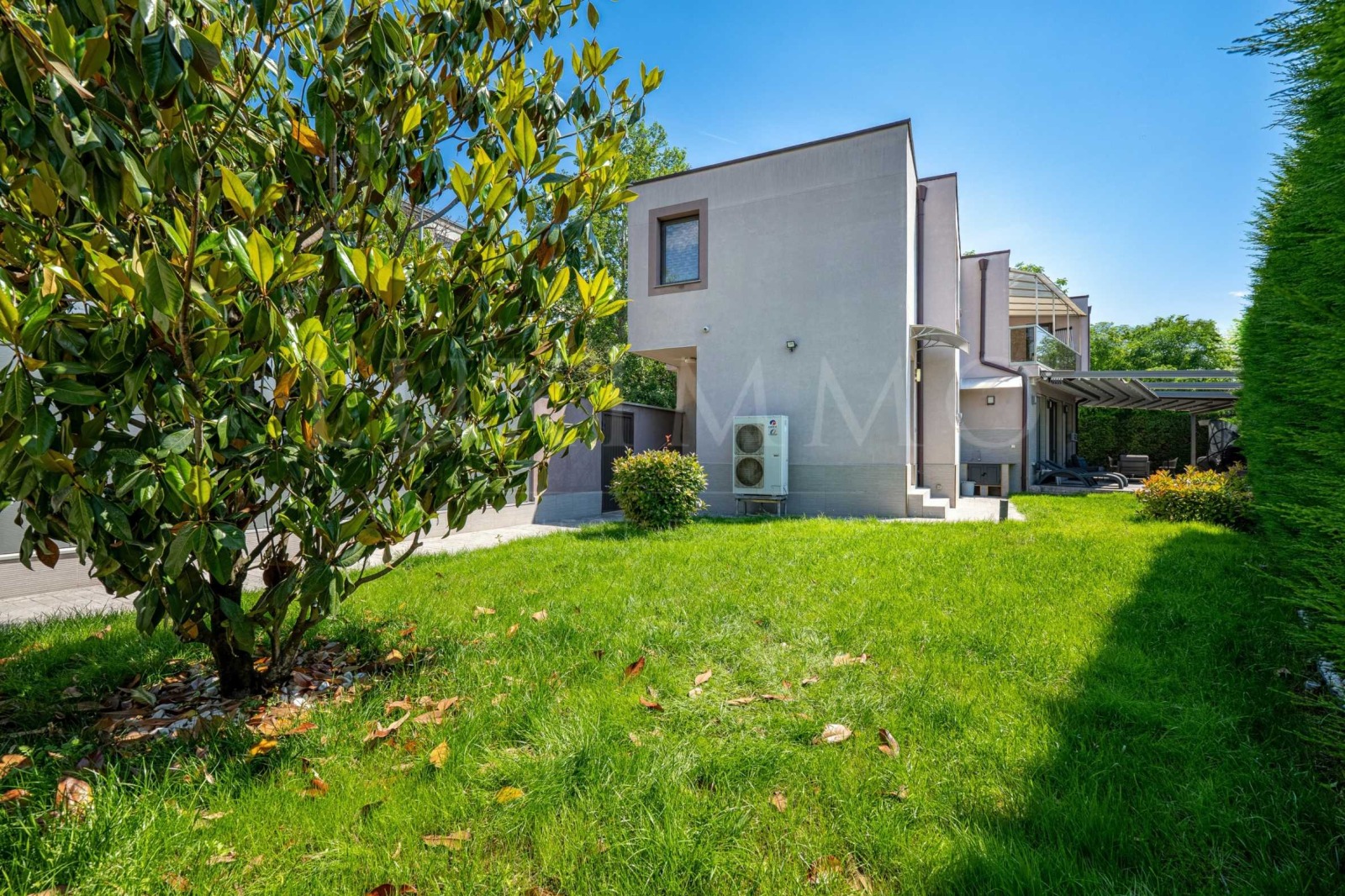 Продава КЪЩА, гр. Пловдив, Христо Смирненски, снимка 2 - Къщи - 54741155