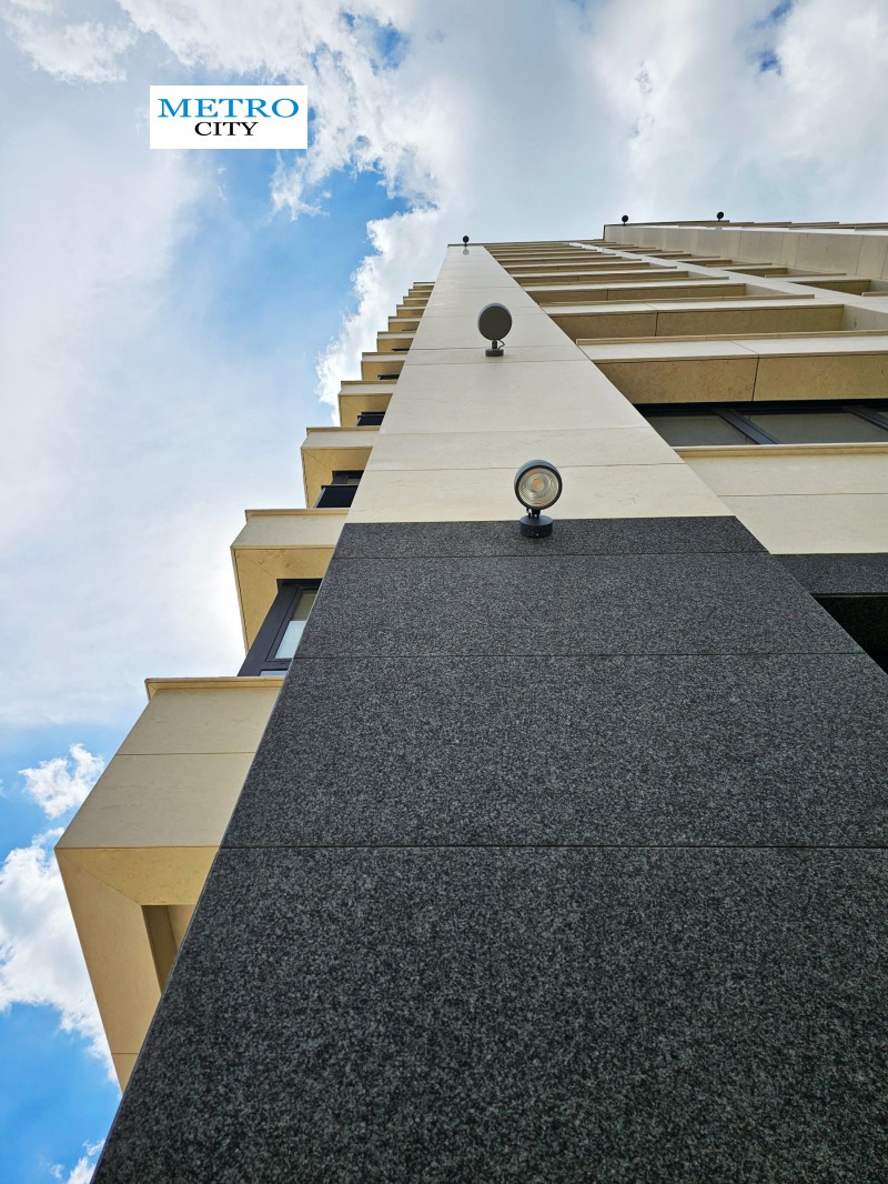 Продава 3-СТАЕН в град София, Хладилника - 130 кв.м / 455 700 € » 891 271.73 лв., МЕТРО СИТИ РИЪЛ ЕСТЕЙТС