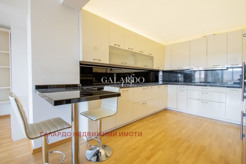 Te koop  3 slaapkamers Sofia , Tsentar , 240 m² | 38235798 - afbeelding [6]