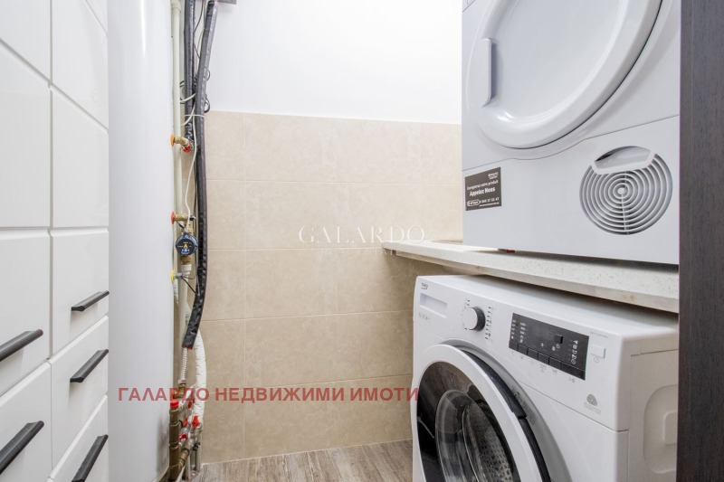 Te koop  3 slaapkamers Sofia , Tsentar , 240 m² | 38235798 - afbeelding [17]