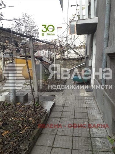 Продава ЕТАЖ ОТ КЪЩА, гр. Провадия, област Варна, снимка 3 - Етаж от къща - 47298560