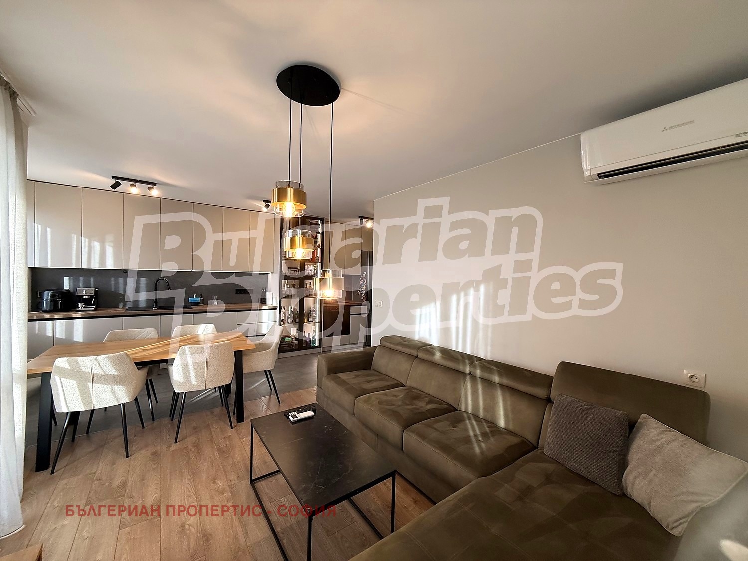 Продава 3-СТАЕН, гр. София, Сухата река