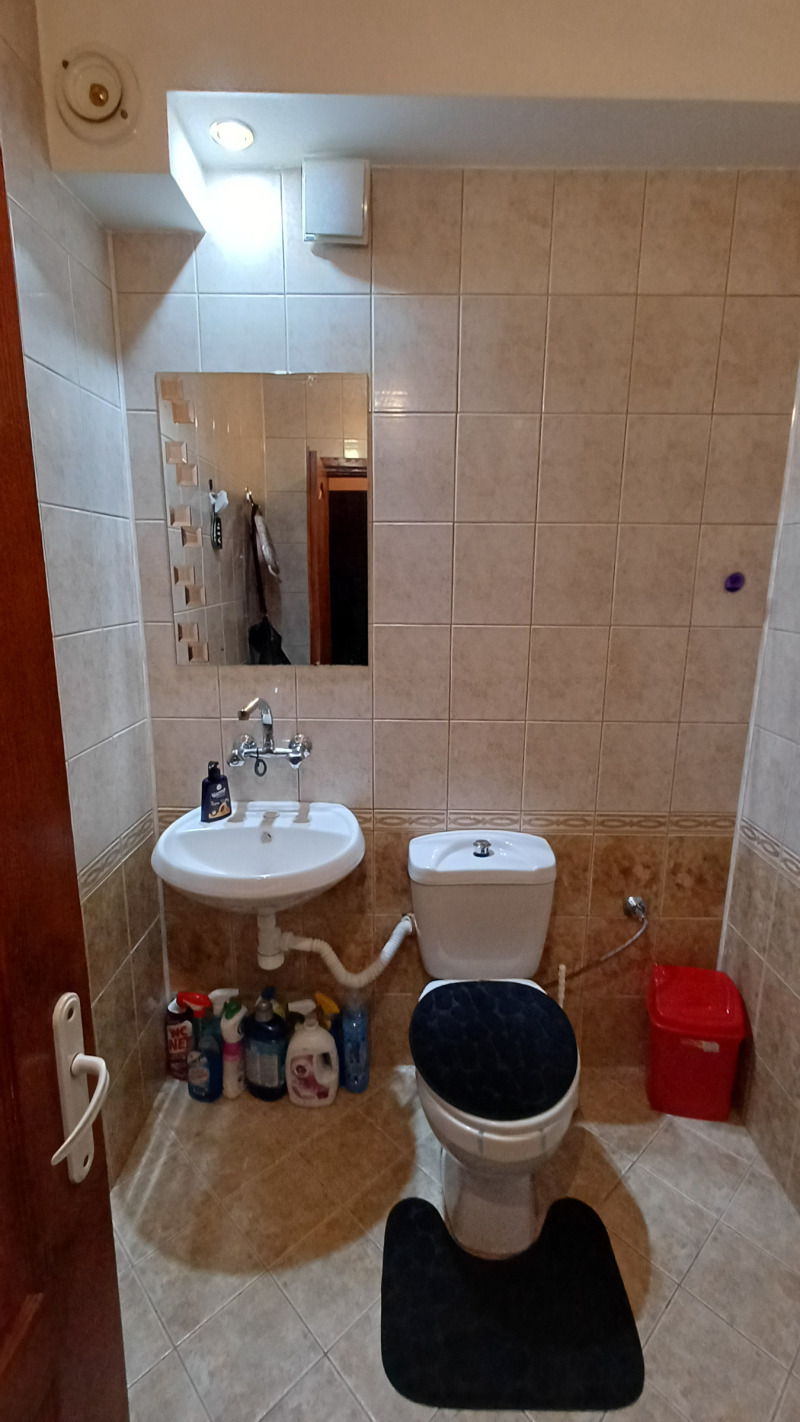 Продава 2-СТАЕН, гр. Плевен, Широк център, снимка 9 - Апартаменти - 53494611