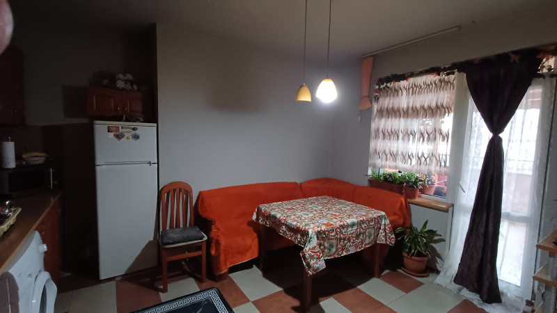 Продава 2-СТАЕН, гр. Плевен, Широк център, снимка 3 - Апартаменти - 53494611