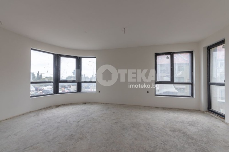 Na sprzedaż  2 sypialnie Warna , Winica , 85 mkw | 31005350