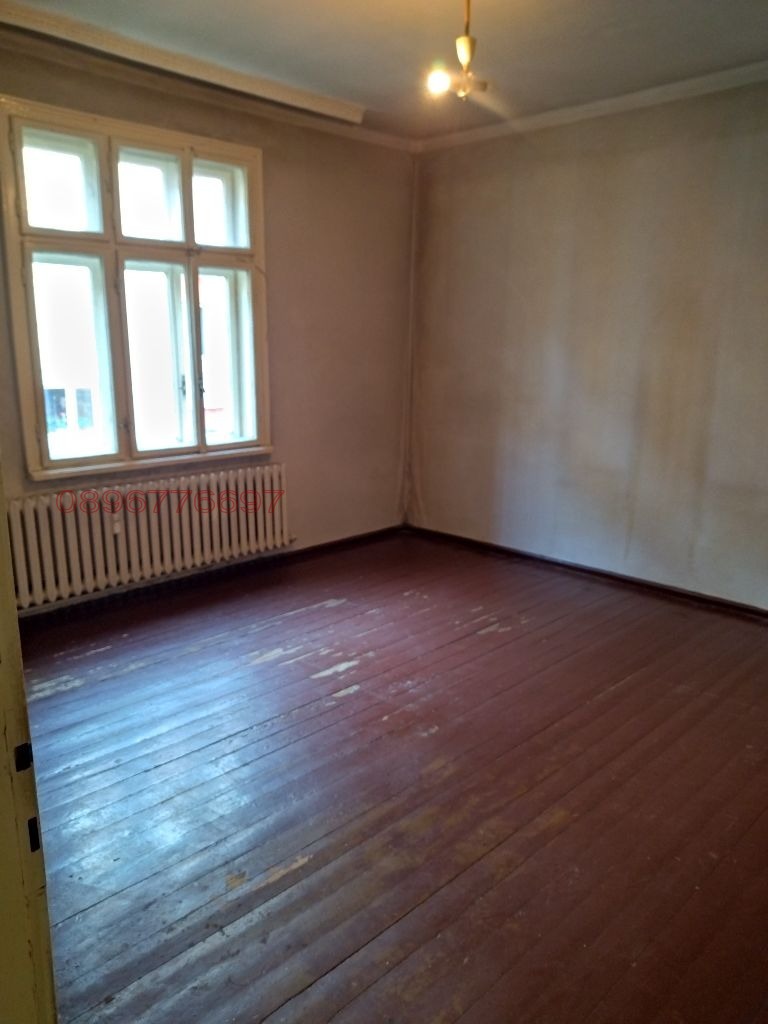 Продава МНОГОСТАЕН, гр. София, Център, снимка 11 - Aпартаменти - 48028565