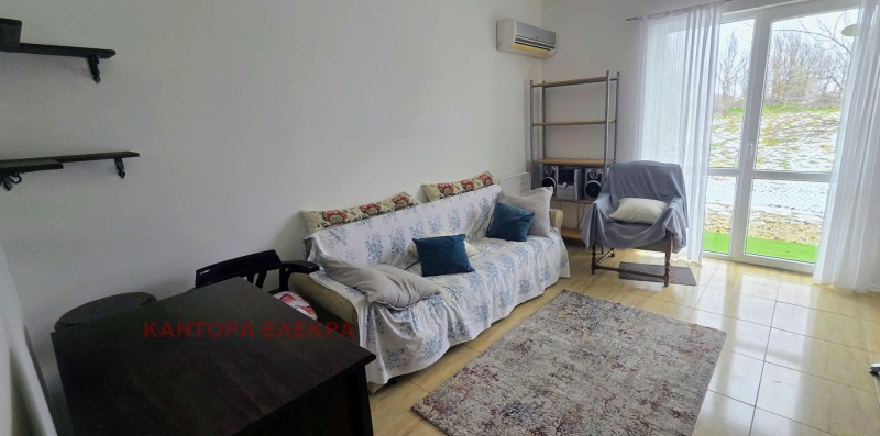 Продава КЪЩА, с. Кривня, област Варна, снимка 11 - Къщи - 52603325