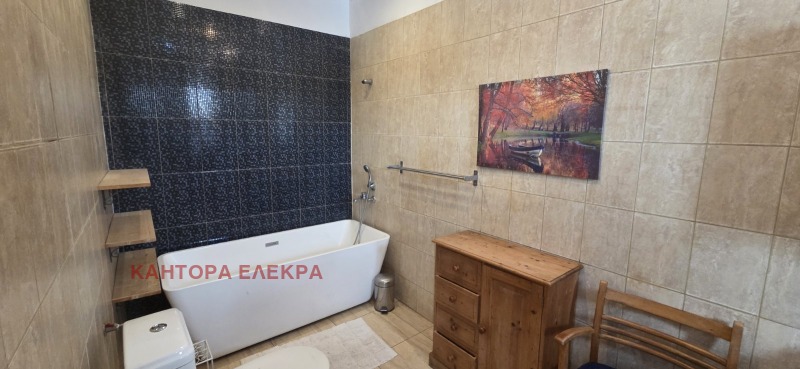 Продава КЪЩА, с. Кривня, област Варна, снимка 9 - Къщи - 52603325